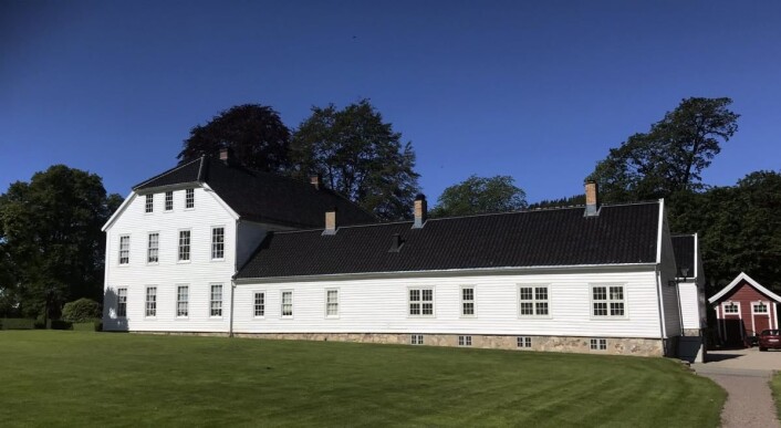 Hovedhuset på Boen Gård. (Foto: Morten Holt) Hovedhuset på Boen Gård. (Foto: Morten Holt)