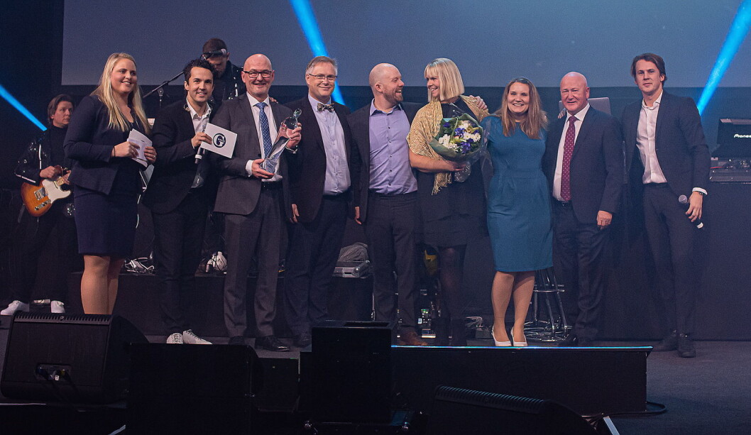 Fra utdelingen av «Årets direkteleverandør», som ble Culina. Fra venstre Britt Strand, Vegard Ylvisåker, Pål Byhring-Enger, Terje Olsen, Erik Engeseth, Kathrine Starheim, Mette Haugland, Jan Muri (som også ble hedret for sin innsats for Gress), og Bård Ylvisåker. Fra utdelingen av «Årets direkteleverandør», som ble Culina. Fra venstre Britt Strand, Vegard Ylvisåker, Pål Byhring-Enger, Terje Olsen, Erik Engeseth, Kathrine Starheim, Mette Haugland, Jan Muri (som også ble hedret for sin innsats for Gress), og Bård Ylvisåker.
