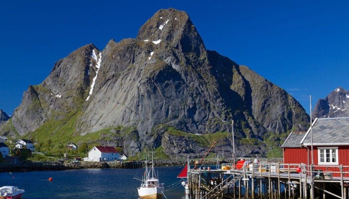 Reine Rorbuer i Lofoten er et av de mest fotograferte reisemålene i Norge. (Foto: Classic Norway Hotels) Reine Rorbuer i Lofoten er et av de mest fotograferte reisemålene i Norge. (Foto: Classic Norway Hotels)