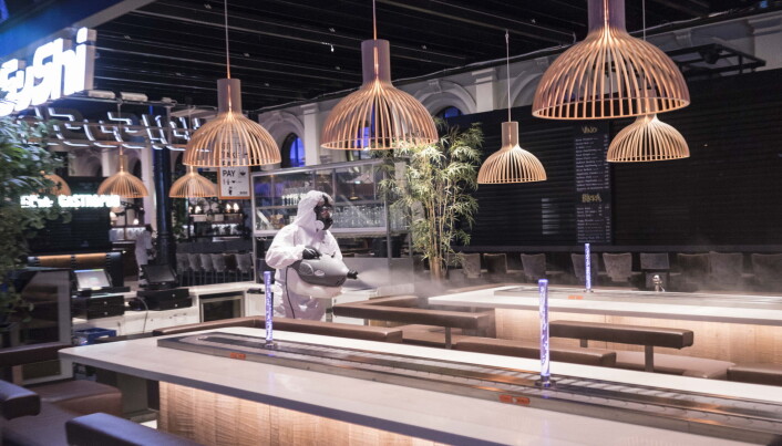 «Fogging» av Østbanehallen i Oslo. (Foto: Rentokil Initial) «Fogging» av Østbanehallen i Oslo. (Foto: Rentokil Initial)