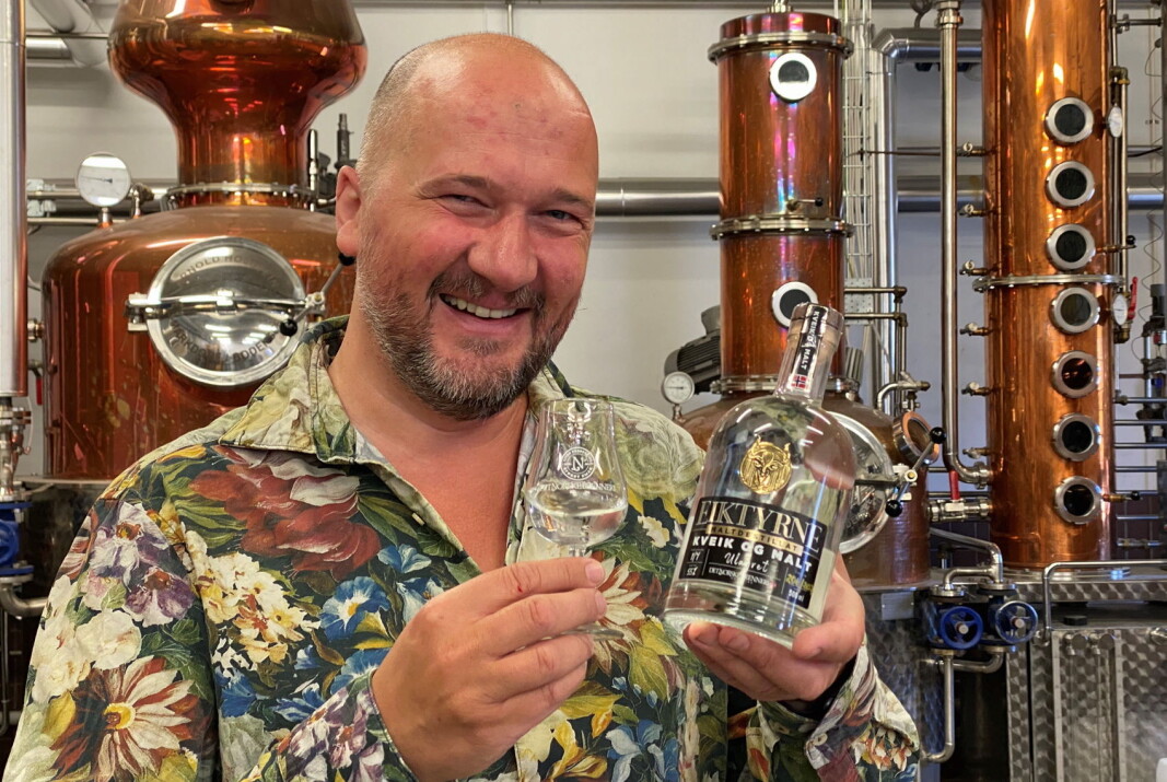 Masterblender hos Det Norske Brenneri, Jon Bertelsen. (Foto: Det Norske Brenneri) Masterblender hos Det Norske Brenneri, Jon Bertelsen. (Foto: Det Norske Brenneri)