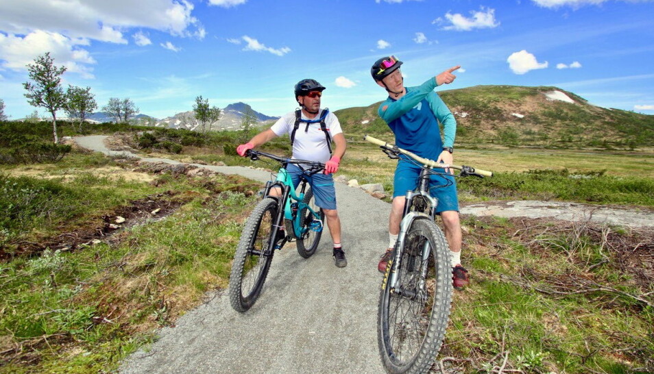 Fra de nye sykkelløpene rundt Beitostølen, som stadig bygges ut i idylliske omgivelser 1000 meter over havet. (Foto: DestinasjonsKirurgene)