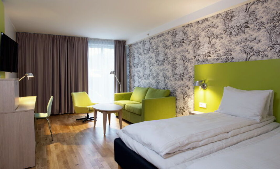 I samråd med lokale helsemyndigheter er det bestemt at Thon Hotel Sandven i Norheimsund stenges midlertidig. (Foto: Thon Hotels) I samråd med lokale helsemyndigheter er det bestemt at Thon Hotel Sandven i Norheimsund stenges midlertidig. (Foto: Thon Hotels)