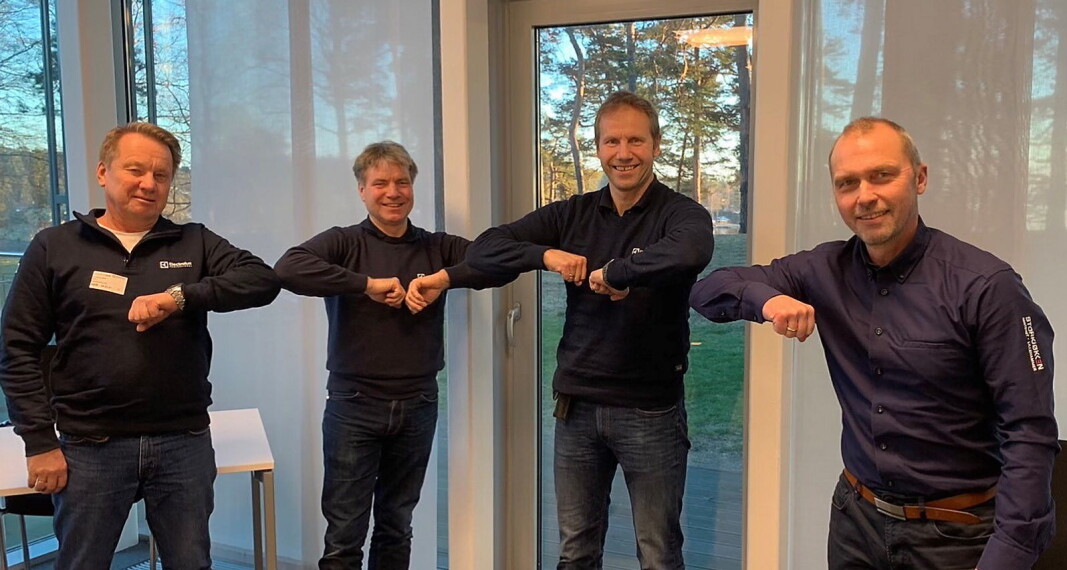 Hemma AS kjøper majoriteten av aksjene i ATW Service AS. Fra venstre Wiggo Stang, Terje Snellingen og Andreas Myhrvold og Brede Hemma. (Foto: Hemma AS) Hemma AS kjøper majoriteten av aksjene i ATW Service AS. Fra venstre Wiggo Stang, Terje Snellingen og Andreas Myhrvold og Brede Hemma. (Foto: Hemma AS)