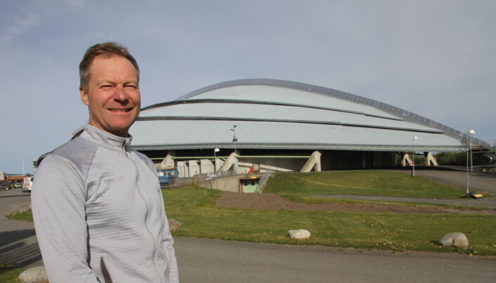 Konrad Sel foran Vinkingskipet, som er arena for Østlandske Storhusholdning i oktober i år. (Foto: Morten Holt) Konrad Sel foran Vinkingskipet, som er arena for Østlandske Storhusholdning i oktober i år. (Foto: Morten Holt)