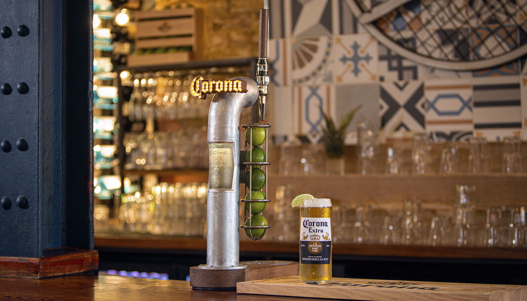 I mars lanseres Corona på tapp i Norge. (Foto: Corona/AB InBev) I mars lanseres Corona på tapp i Norge. (Foto: Corona/AB InBev)