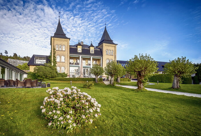 Hotell Refsnes Gods er ett av 19 hoteller i Classic Norway Hotels. (Foto: Classic Norway Hotels/Christer Olsen - Christerolsenphoto) Hotell Refsnes Gods er ett av 19 hoteller i Classic Norway Hotels. (Foto: Classic Norway Hotels/Christer Olsen - Christerolsenphoto)