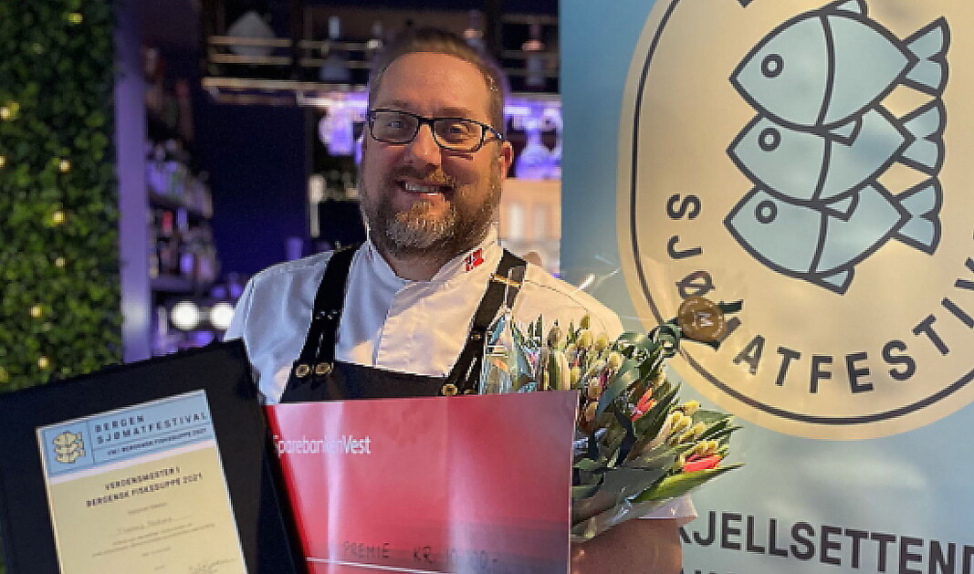 Thomas Madsen fra Matgal er «Verdensmester i bergensk fiskesuppe». (Foto: Bergen sjømatfestival) Thomas Madsen fra Matgal er «Verdensmester i bergensk fiskesuppe». (Foto: Bergen sjømatfestival)