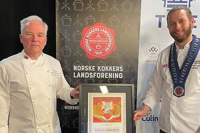Geir Rune Larsen (til venstre) sammen med president i NKL, Kim-Håvard Larsen. (Foto: NKL) Geir Rune Larsen (til venstre) sammen med president i NKL, Kim-Håvard Larsen. (Foto: NKL)