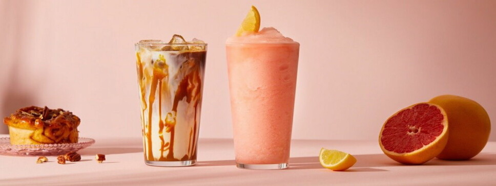 Iscappuccino salt karamell og frossen limonade rosa grapefrukt. (Foto: Espresso House)