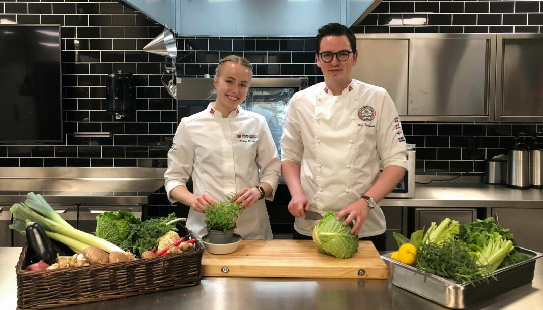 Tonje Svee fra To Rom og Kjøkken og Nils Flatmark fra Britannia Hotel representerer Norge i den første utgaven av «Nordic Green Chef». (Foto: OFG)