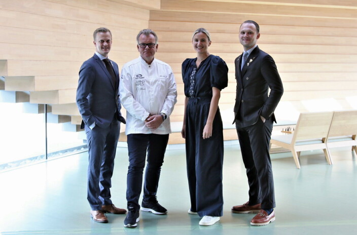 Noen av dommerne som har vært med å plukke ut delfinalistene i Det Norske Måltid 2022. Fra venstre Henrik Dahl Jansen, Jørn Lie, Silje Hanasand og Kristoffer Aga. (Foto: Kristin Austigard, Det Norske Måltid) Noen av dommerne som har vært med å plukke ut delfinalistene i Det Norske Måltid 2022. Fra venstre Henrik Dahl Jansen, Jørn Lie, Silje Hanasand og Kristoffer Aga. (Foto: Kristin Austigard, Det Norske Måltid)