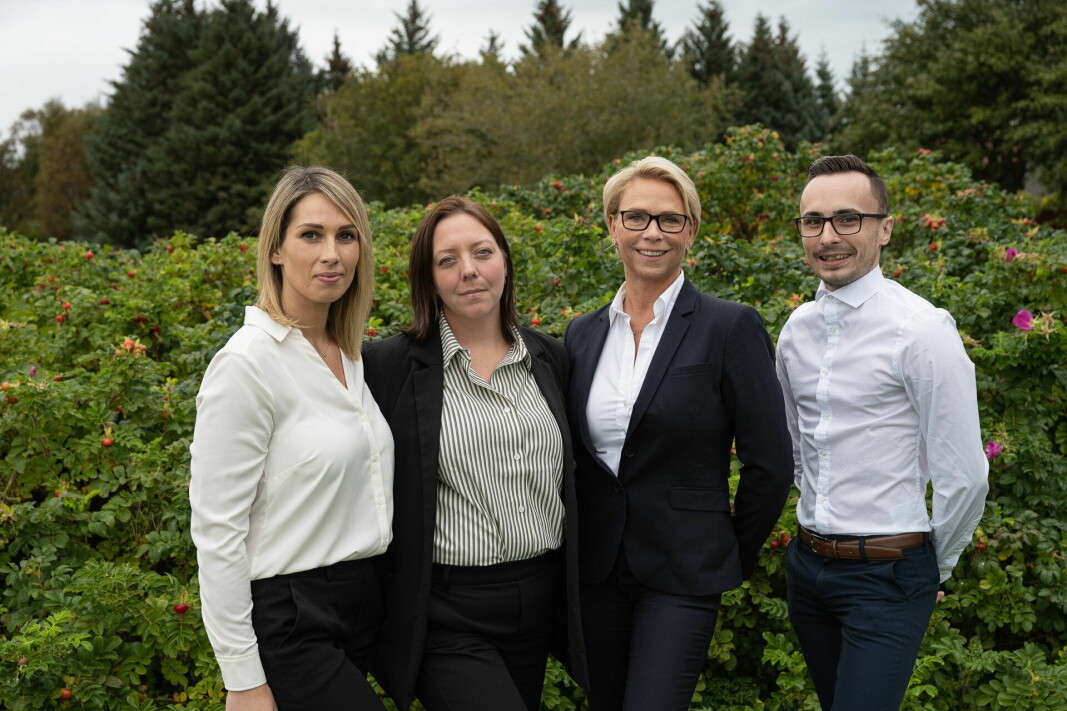 Daglig leder Grethe Andersen (nummer to fra høyre) eier Mareka sammen med KI Investeringsselskap. (Foto: Mareka)