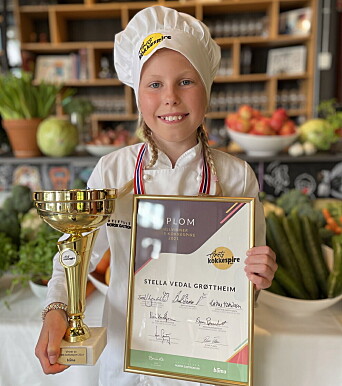 Norge tar de unge på alvor. I fjor ble Årets kokkespire arrangert, og Stella Vedal Grøttheim gikk seirende ut. Nå ryktes det at flere unge smaksdommere vil være på plass når Bocuse d'Or arrangeres i Lyon i januar neste år. (Foto: Stiftelsen Norsk Gastronomi) Norge tar de unge på alvor. I fjor ble Årets kokkespire arrangert, og Stella Vedal Grøttheim gikk seirende ut. Nå ryktes det at flere unge smaksdommere vil være på plass når Bocuse d'Or arrangeres i Lyon i januar neste år. (Foto: Stiftelsen Norsk Gastronomi)