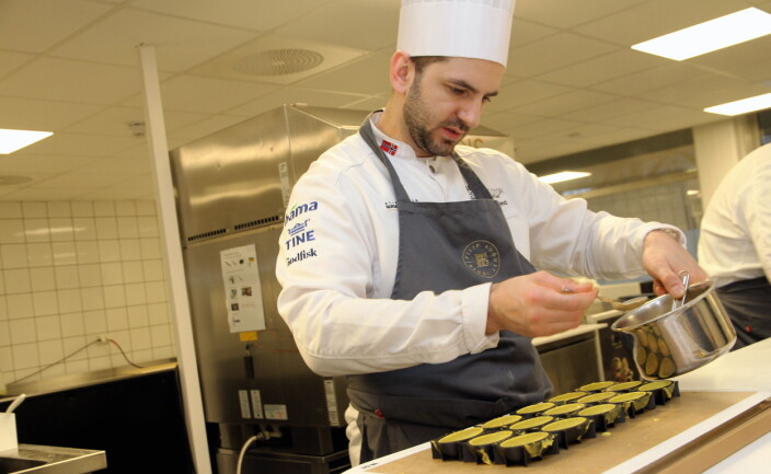 Filip August Bendi starter aller først i Bocuse d'Or 2023. (Foto: Morten Holt) Filip August Bendi starter aller først i Bocuse d'Or 2023. (Foto: Morten Holt)