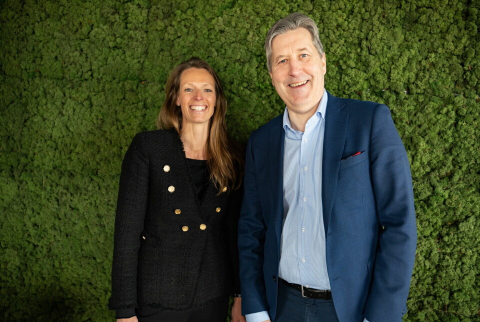 Scandic har gjort et kjempesprang i Europas største, uavhengige merkevareundersøkelse om bærekraft. På bildet: Administrerende direktør Asle Prestegard og direktør for marked, merkevare og kommunikasjon, Tine Birkeland Westby.