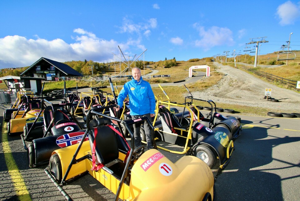 Olabil-banen i alpinanlegget er en av de virkelig store aktivitetene på Beitostølen. Her kan du kjøre ned på tid, og det er alltid populært som konkurranser, enten det er innen familier eller firmagrupper.