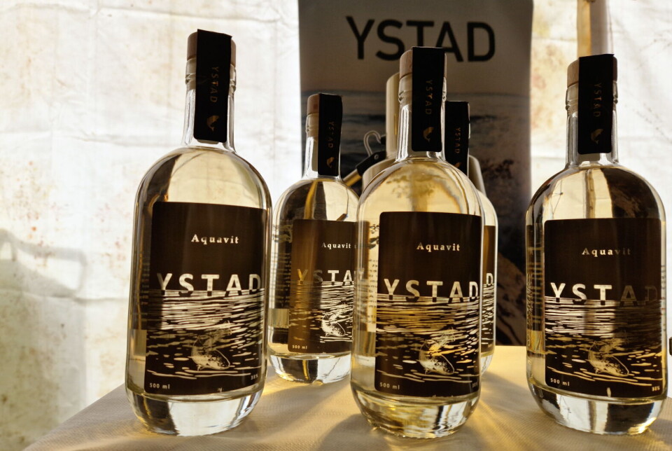 Med Vinmonopolets slipp av nye produkter i september 2023, lanserer Ystad børst og brennevin Ystads jubileumsakevitt. Med Vinmonopolets slipp av nye produkter i september 2023, lanserer Ystad børst og brennevin Ystads jubileumsakevitt.