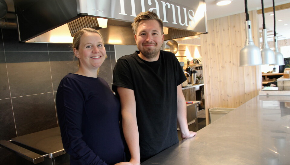 Elise Bratteng Rønning og Marius Martinsen driver Til Elise fra Marius i Utskarpen i Nordland. Nå er det nominert til Matprisen 2023 for Årets kjøkken.