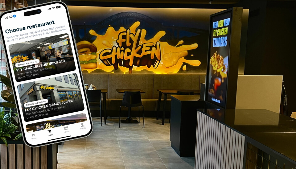 Fly Chicken interiør fotomontasje med mobilskjerm