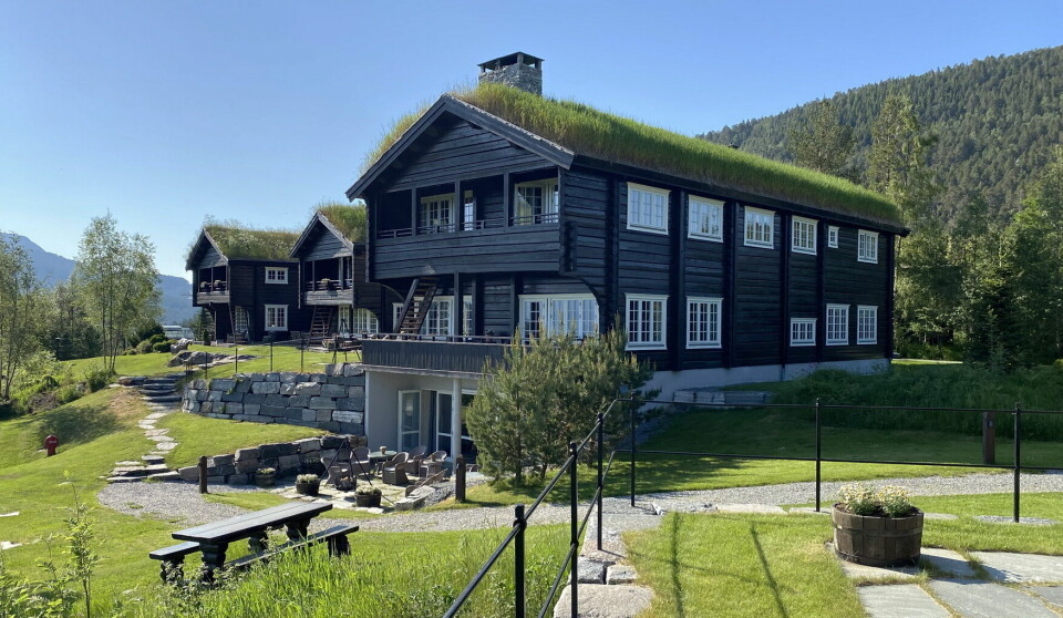 Storfjord Hotel, som ligger bortgjemt i en åsside i Skodje, er et av de norske hotellene på topplisten.